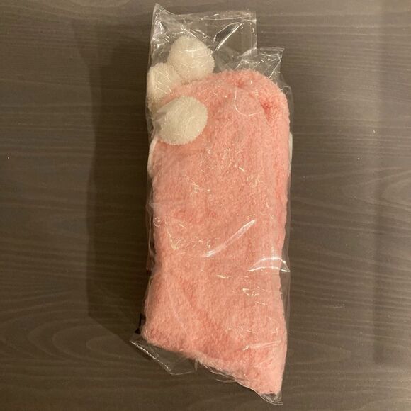 Pom Pom Fuzzy Socks - Picture 5 of 5